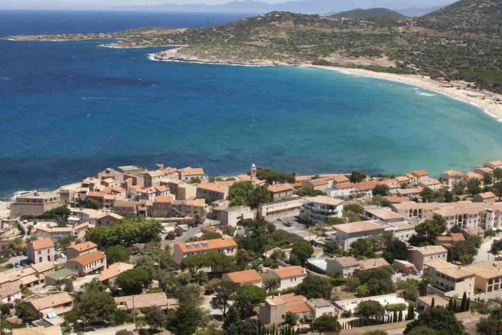 Studio tout équipé de 27m2, à 100m de la mer, et 500m des commerces Algajola  Exterior foto