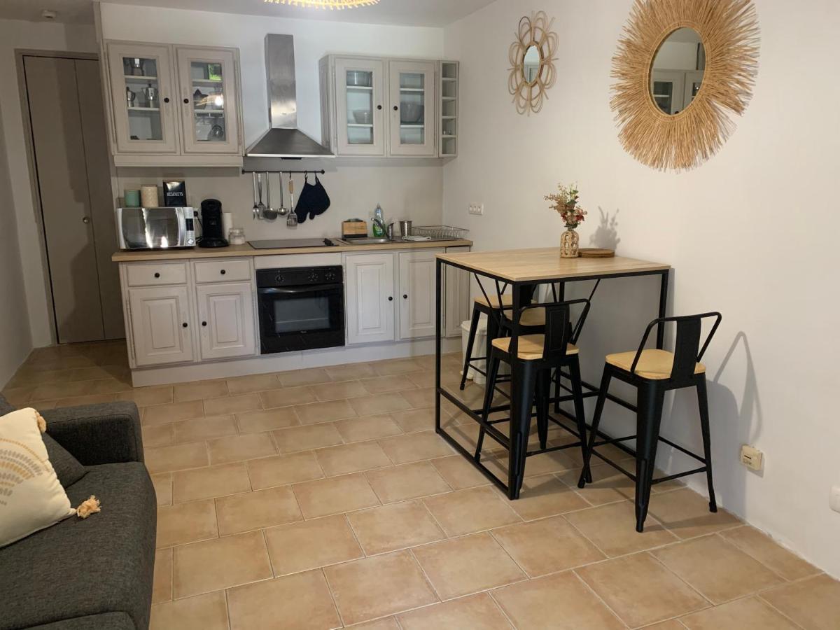 Studio tout équipé de 27m2, à 100m de la mer, et 500m des commerces Algajola  Exterior foto